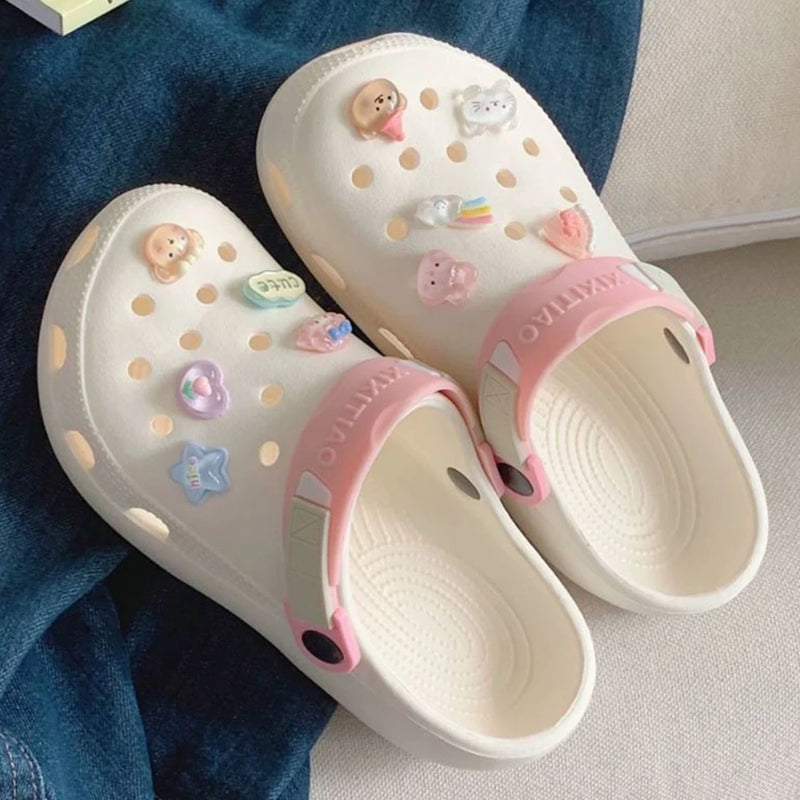 sandalia crocs com acessorios